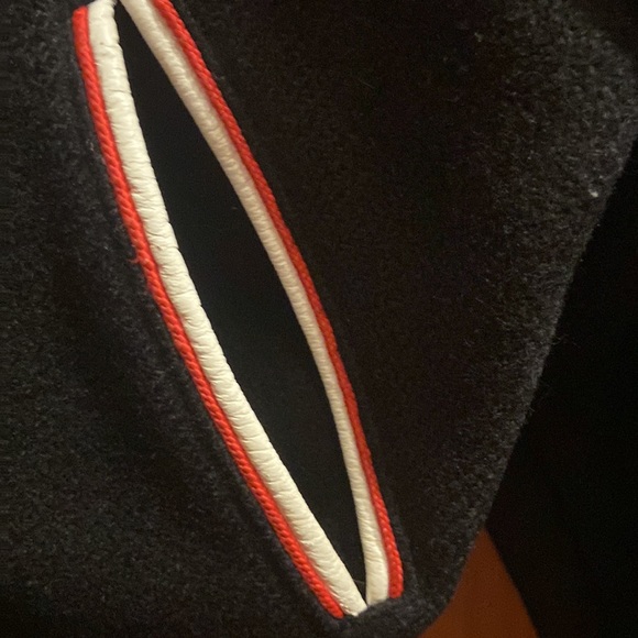 Authentic vintage circa ‘82 100%wool varsity jacket ladies small/36 - Picture 3 of 6